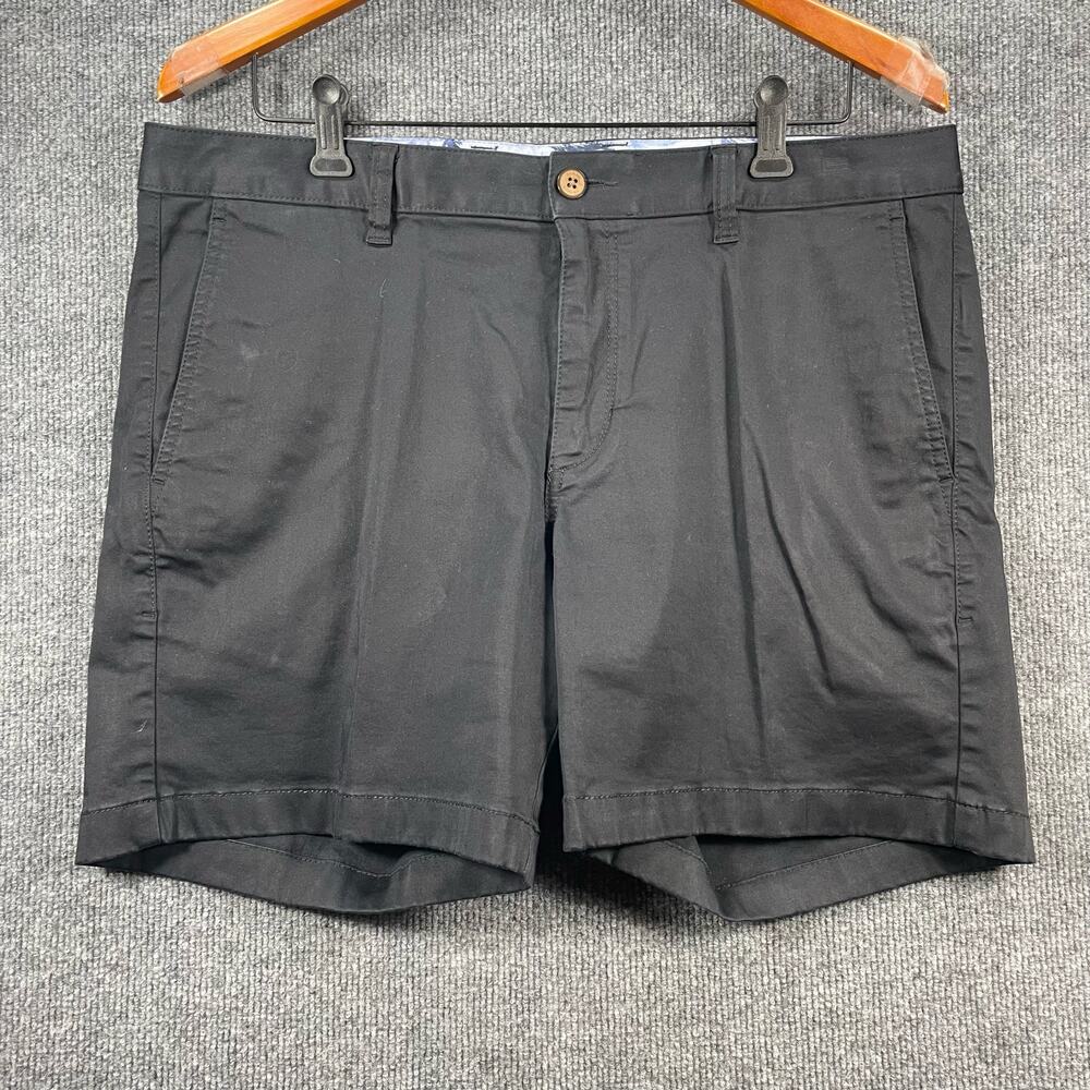 Tommy Bahama Bermuda Shorts Men's 35 Black Flat Front Stretch Casual Button